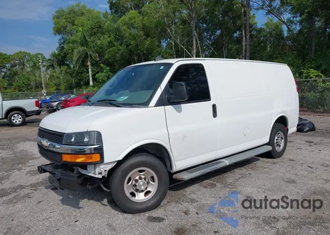 2021 Chevrolet Express G2500 Rwd 2500 Regular Wheelbase Wt z USA, uszkodzony, nr VIN 1GCWGAFPXM1249891